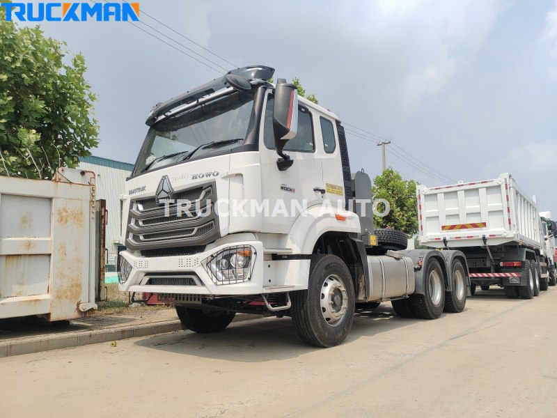 10 Tires SINOTRUK NX 380HP Tractor Truck For Zambia